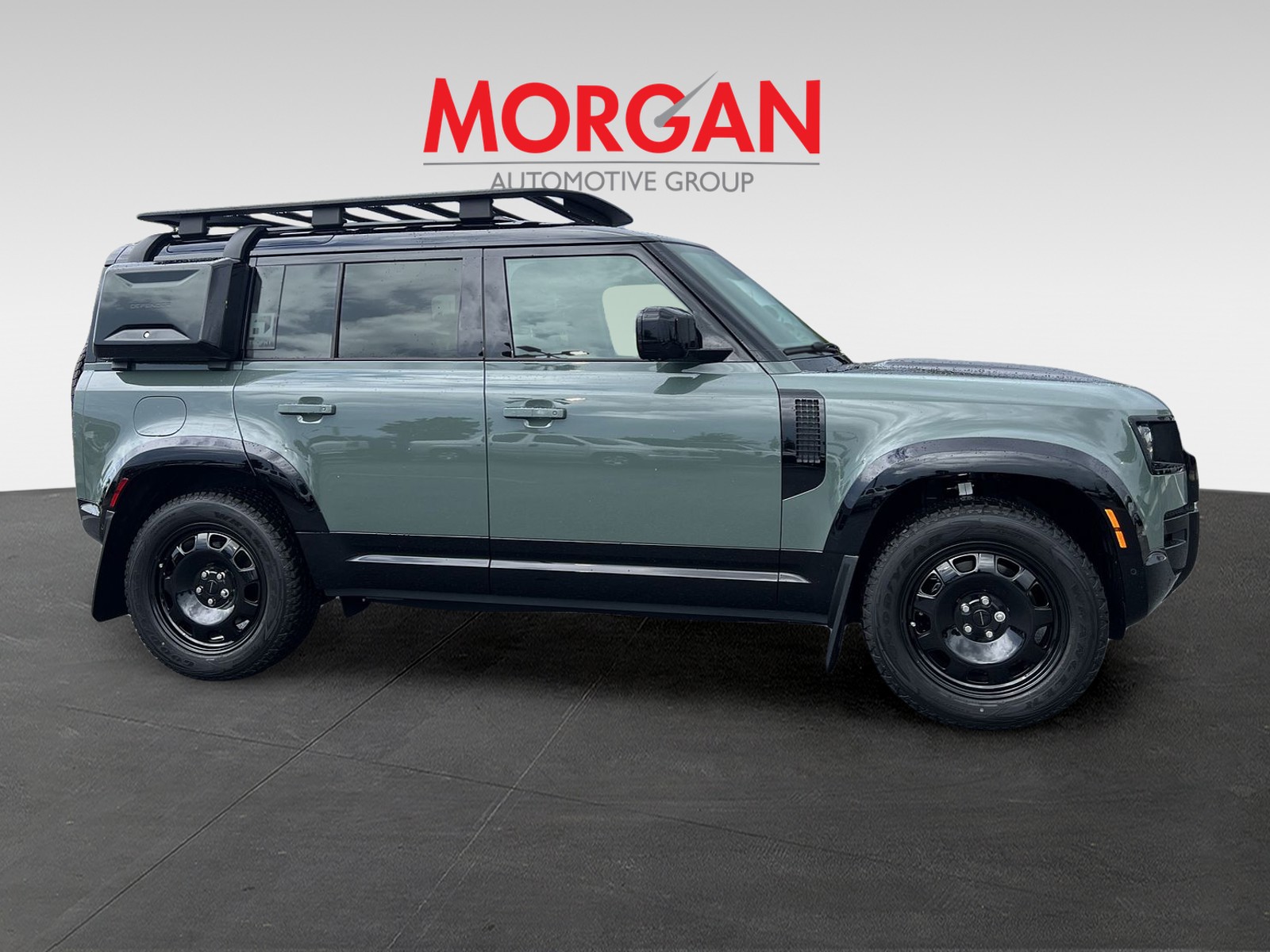 New 2026 Green Land Rover Trophy Edition Keswick image 6