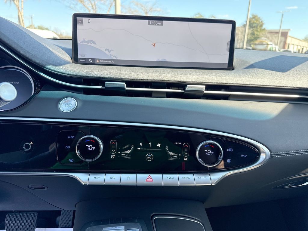 2025 GENESIS GV70 Standard - Photo 20