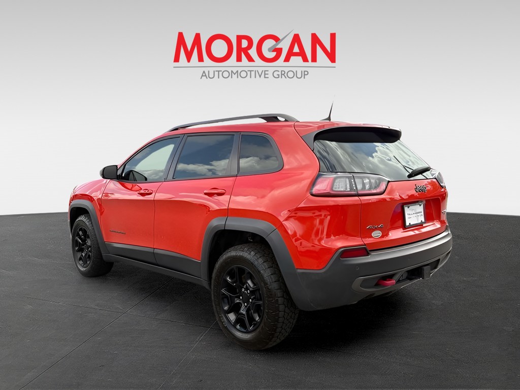 Used 2021 Orange Jeep Trailhawk image 7
