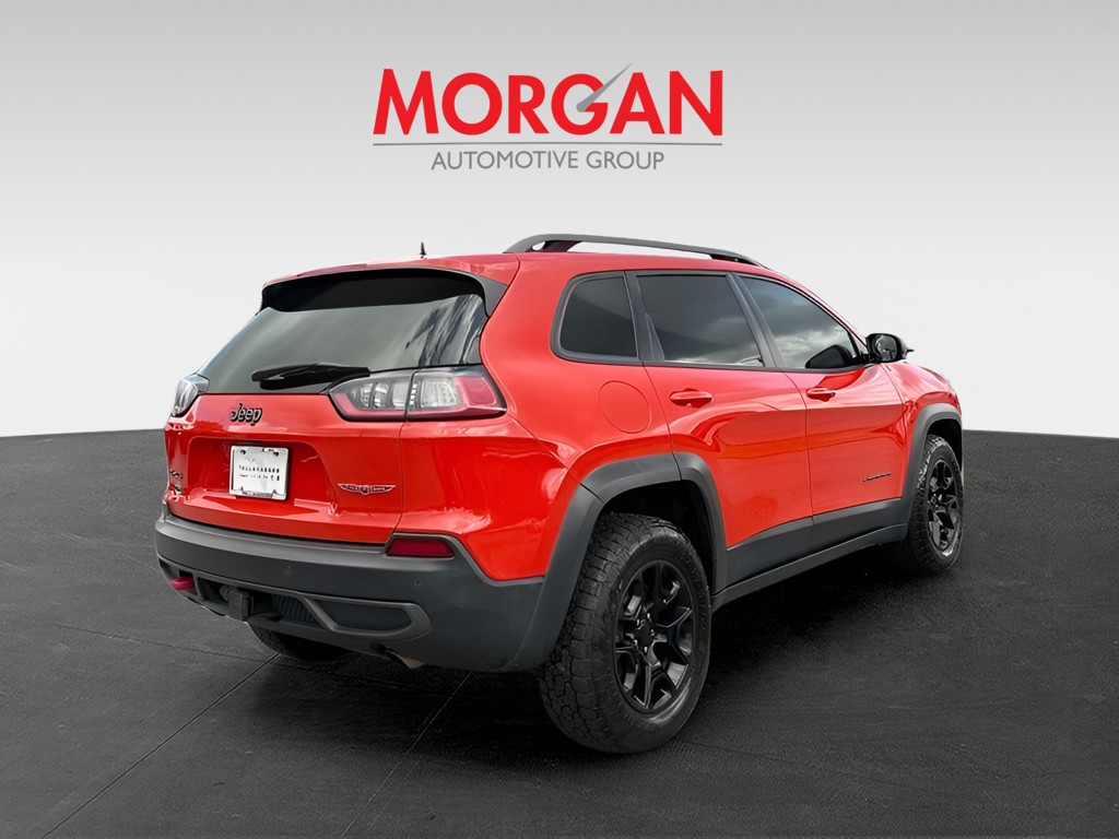 Used 2021 Orange Jeep Trailhawk image 3