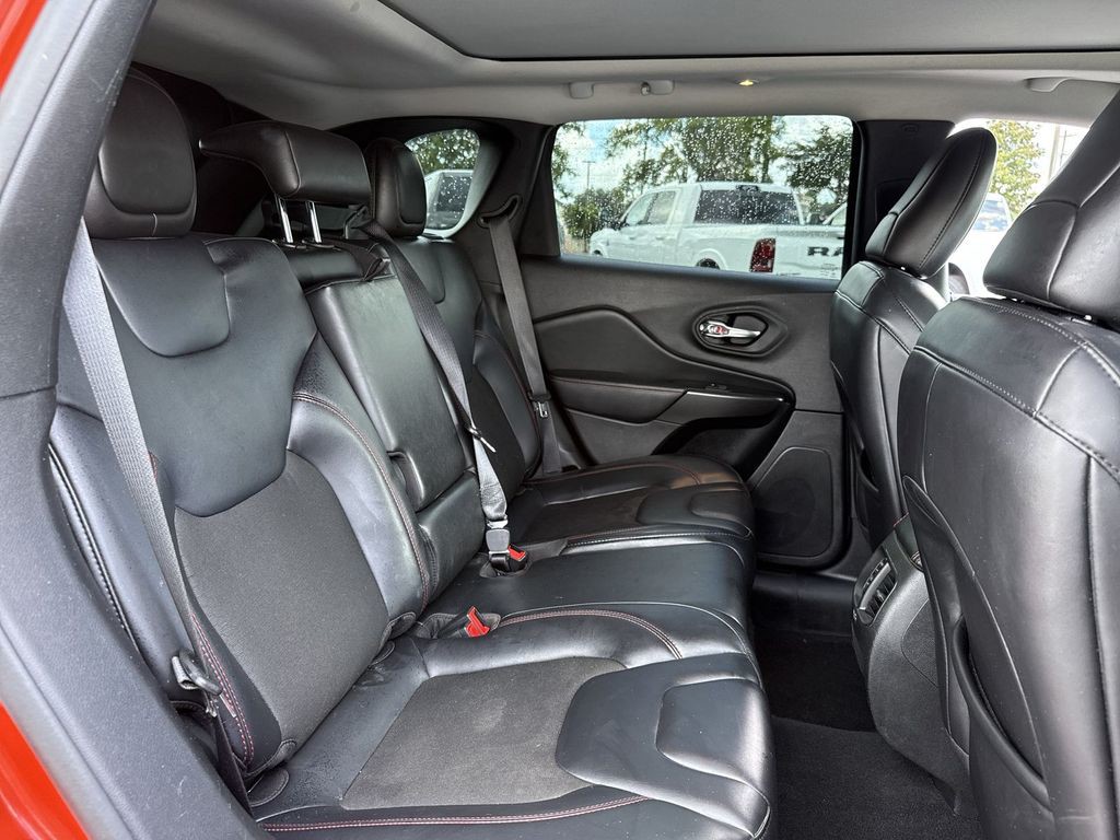 Used 2021 Orange Jeep Trailhawk image 26