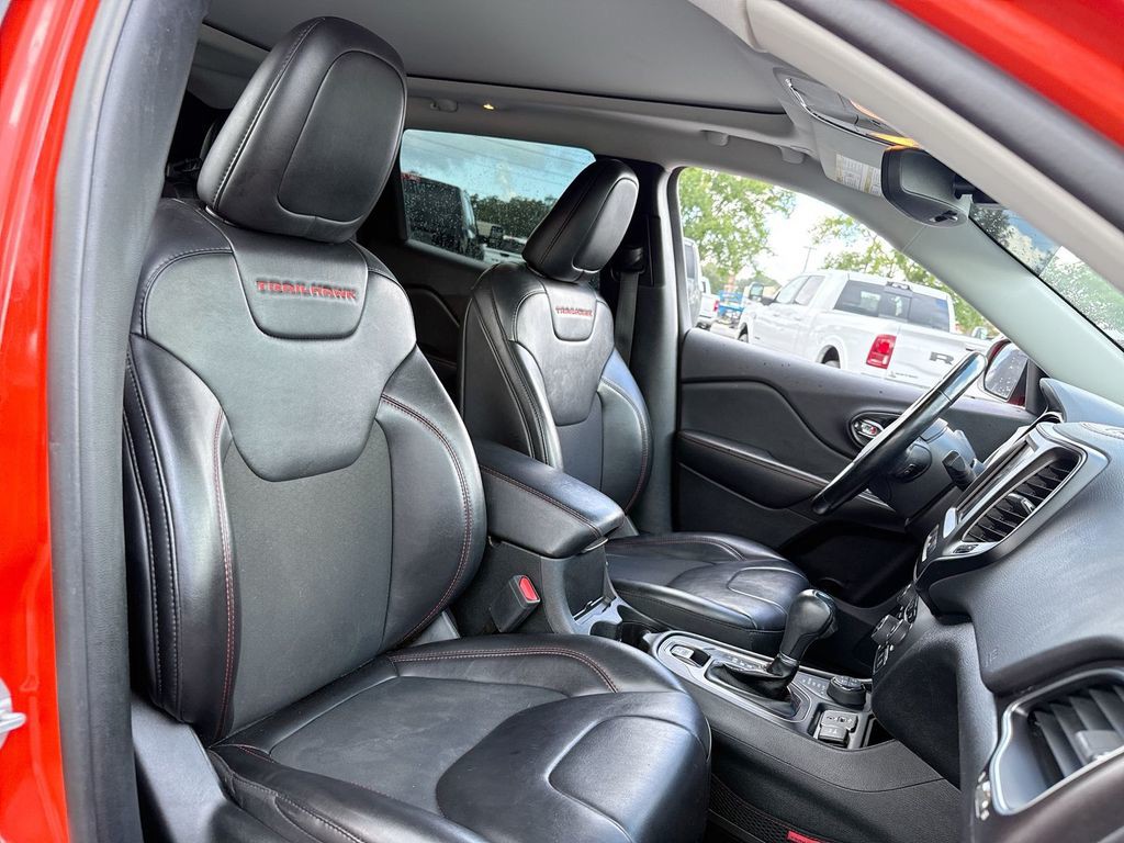 Used 2021 Orange Jeep Trailhawk image 28