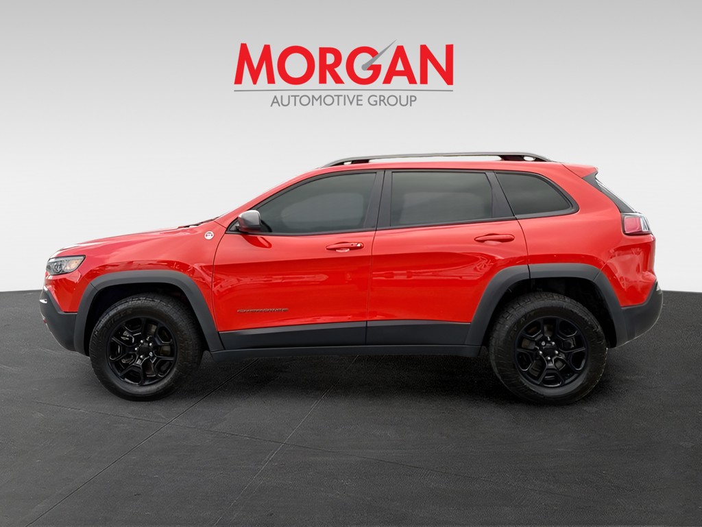Used 2021 Orange Jeep Trailhawk image 8