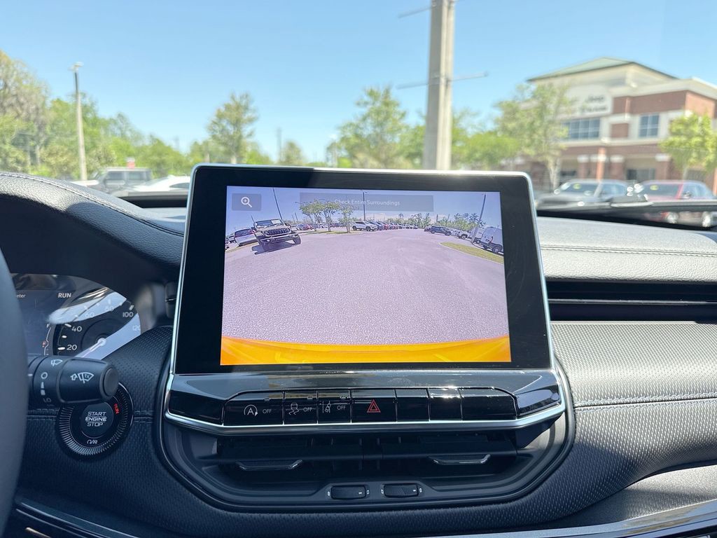 New 2026  Jeep Latitude image 21