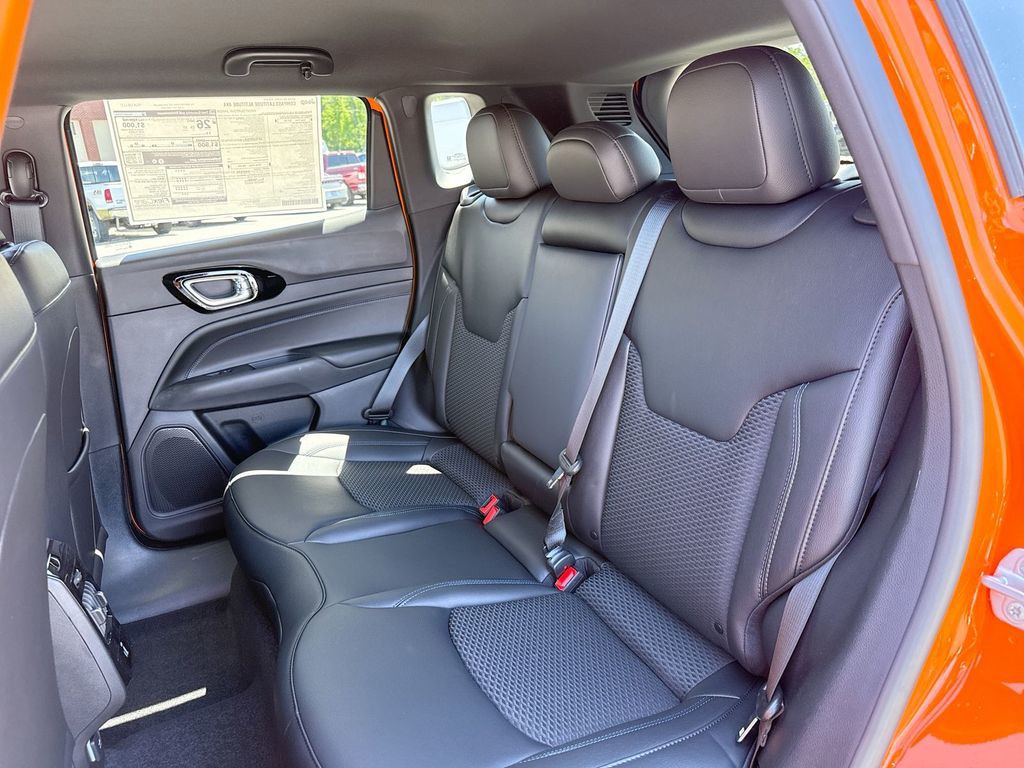 New 2026  Jeep Latitude image 22