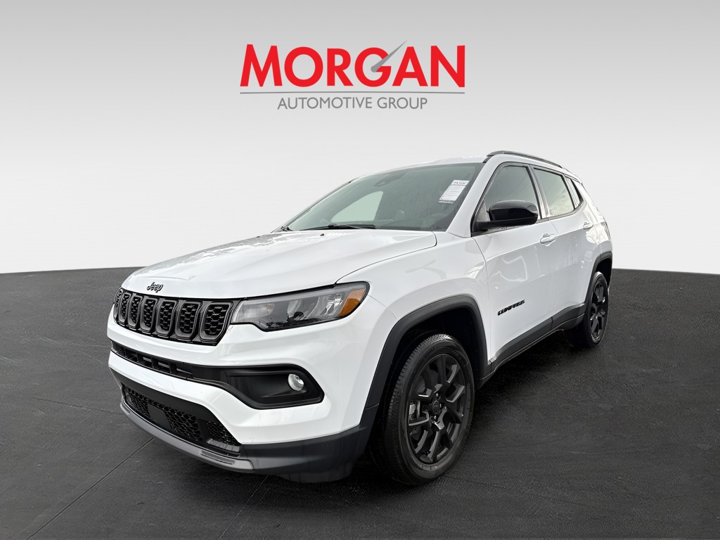 New 2026 White Jeep Latitude image 9
