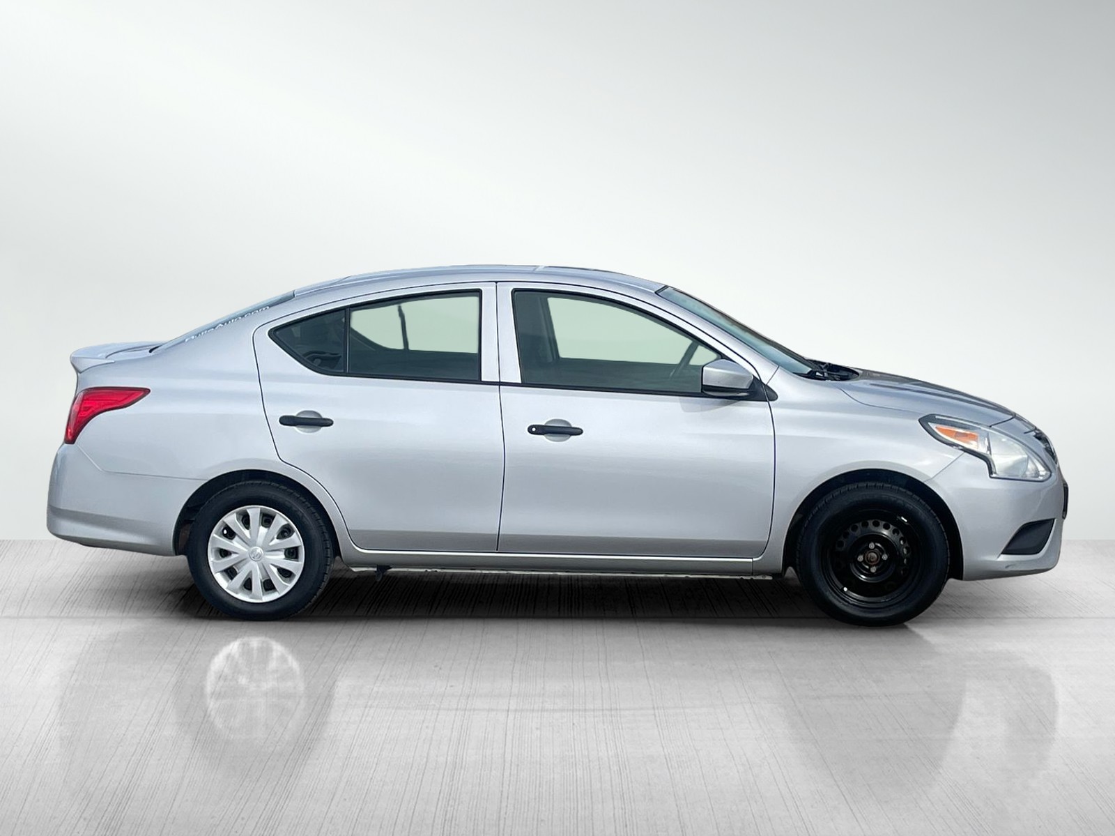 Used 2019 Nissan Versa Sedan S Plus with VIN 3N1CN7AP5KL839962 for sale in Butte, MT