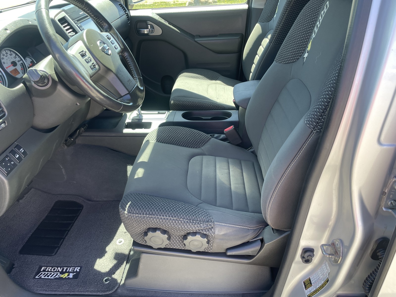 2019 Nissan Frontier PRO-4X - Photo 16