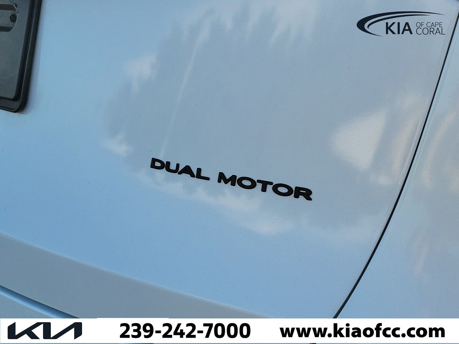 Used 2021 Pearl White Multi-Coat Tesla Long Range image 9