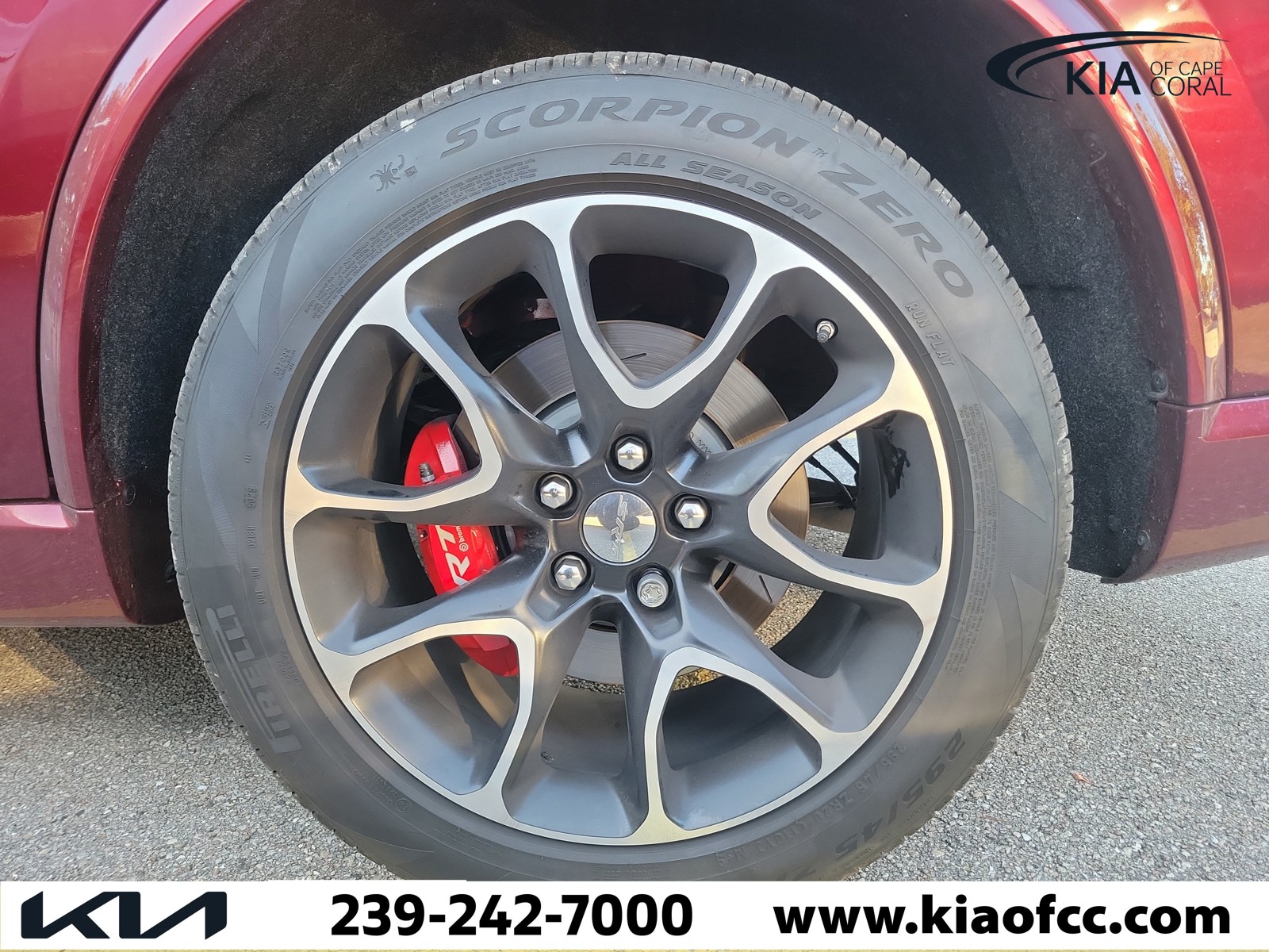 Used 2026 Octane Red Pearlcoat Dodge SRT Hellcat image 5