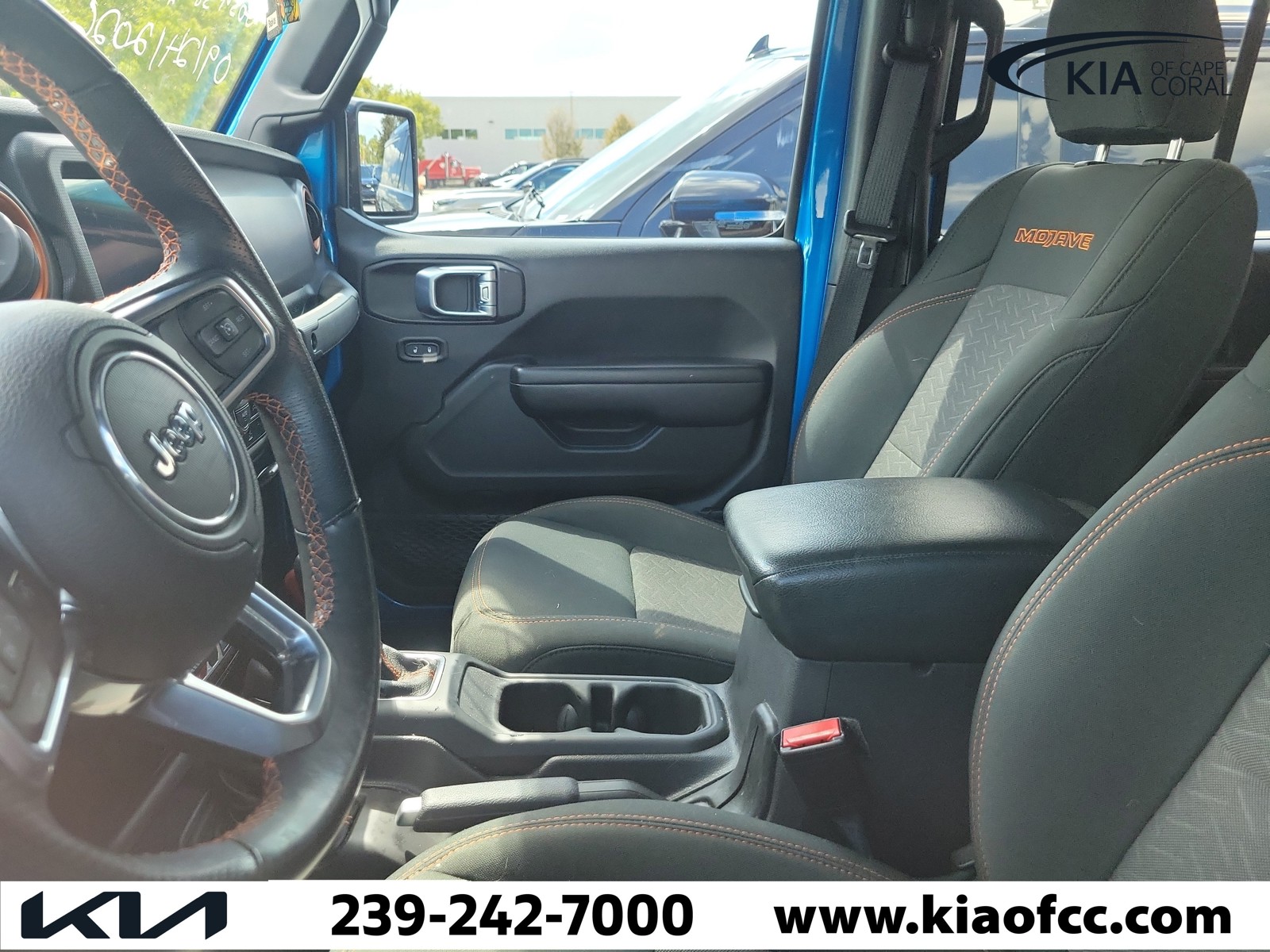 Used 2021 Hydro Blue Pearlcoat Jeep Mojave image 9