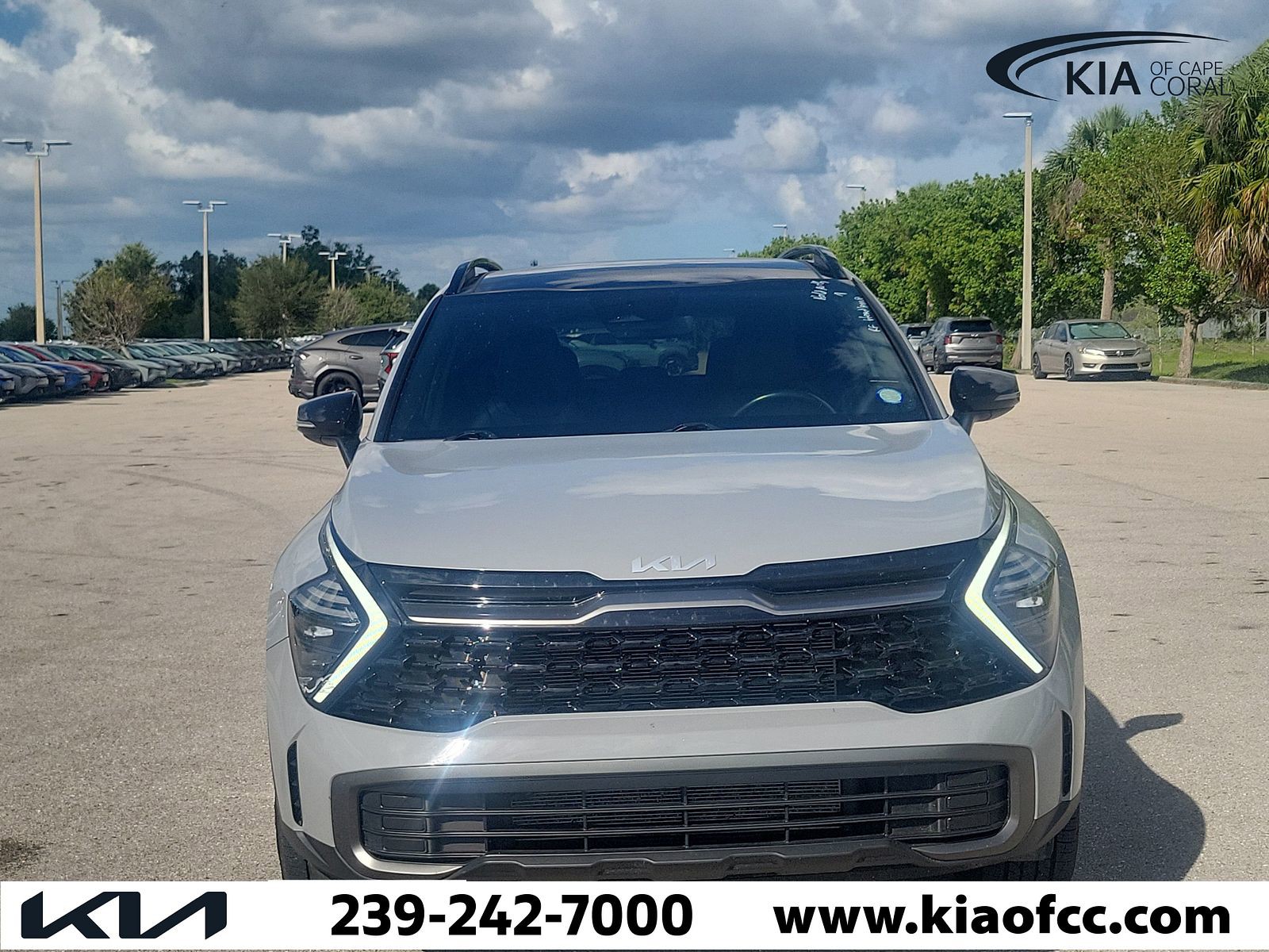 Certified Used 2024 Wolf Gray Kia X-Line image 2