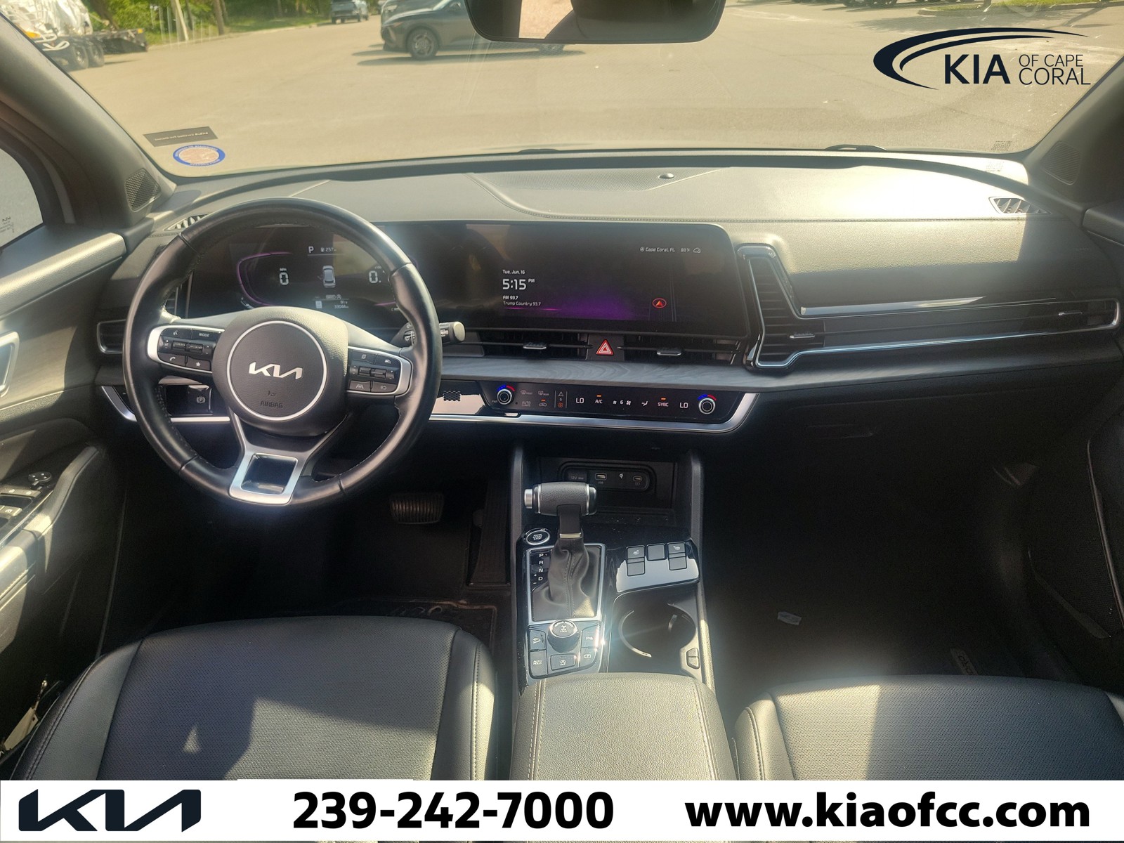 Certified Used 2024 Wolf Gray Kia X-Line image 19