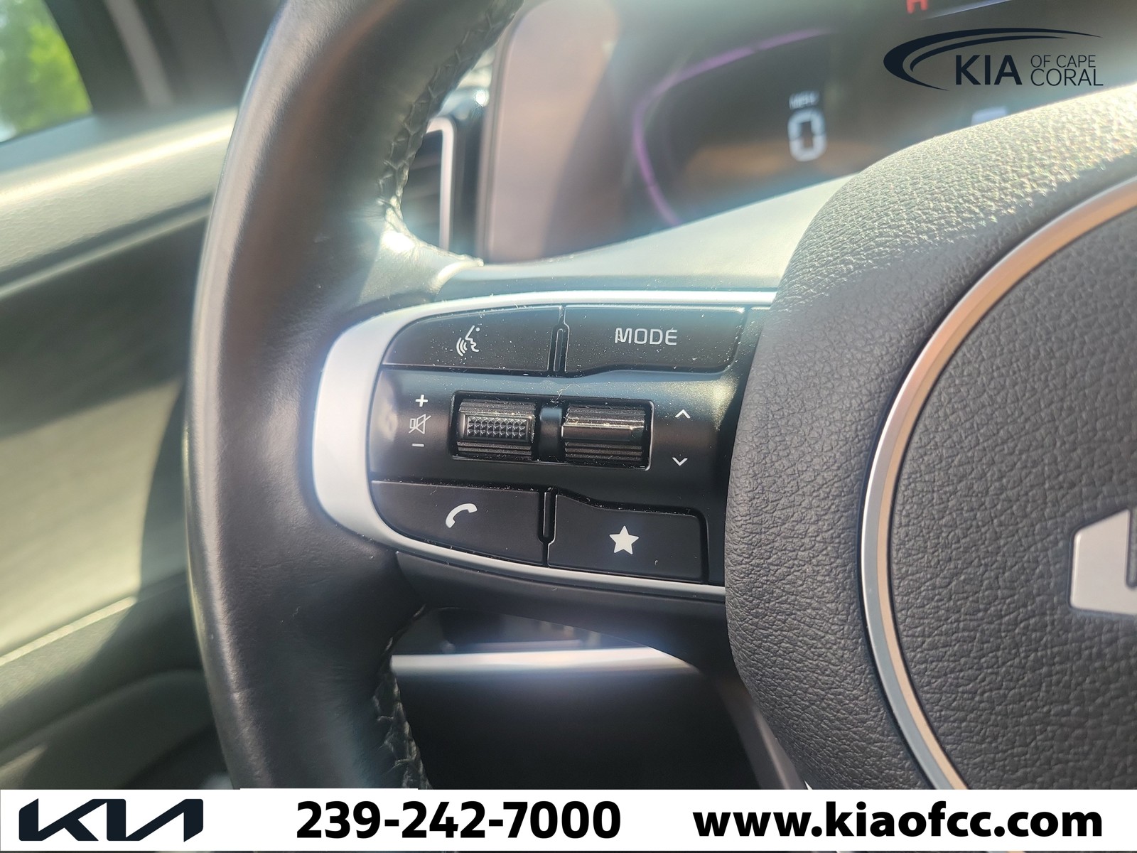 Certified Used 2024 Wolf Gray Kia X-Line image 35