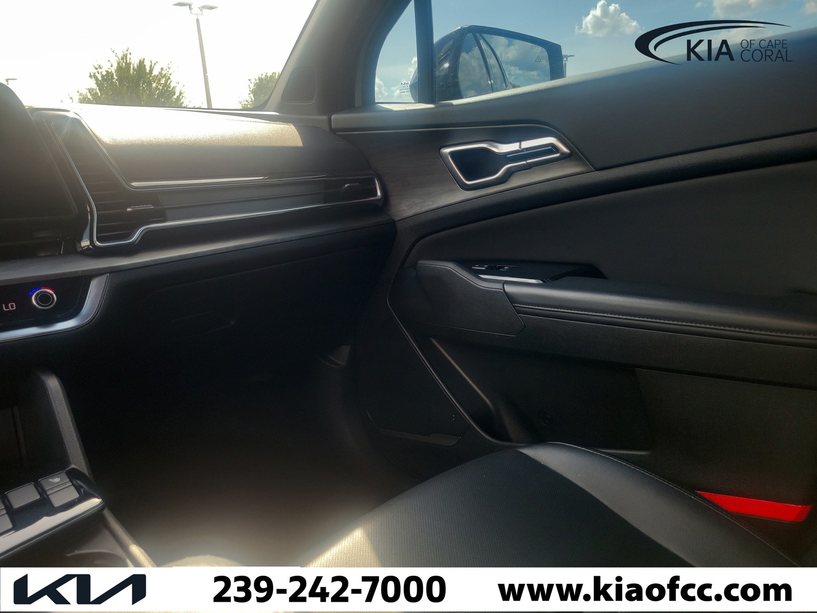 Certified Used 2024 Wolf Gray Kia X-Line image 20