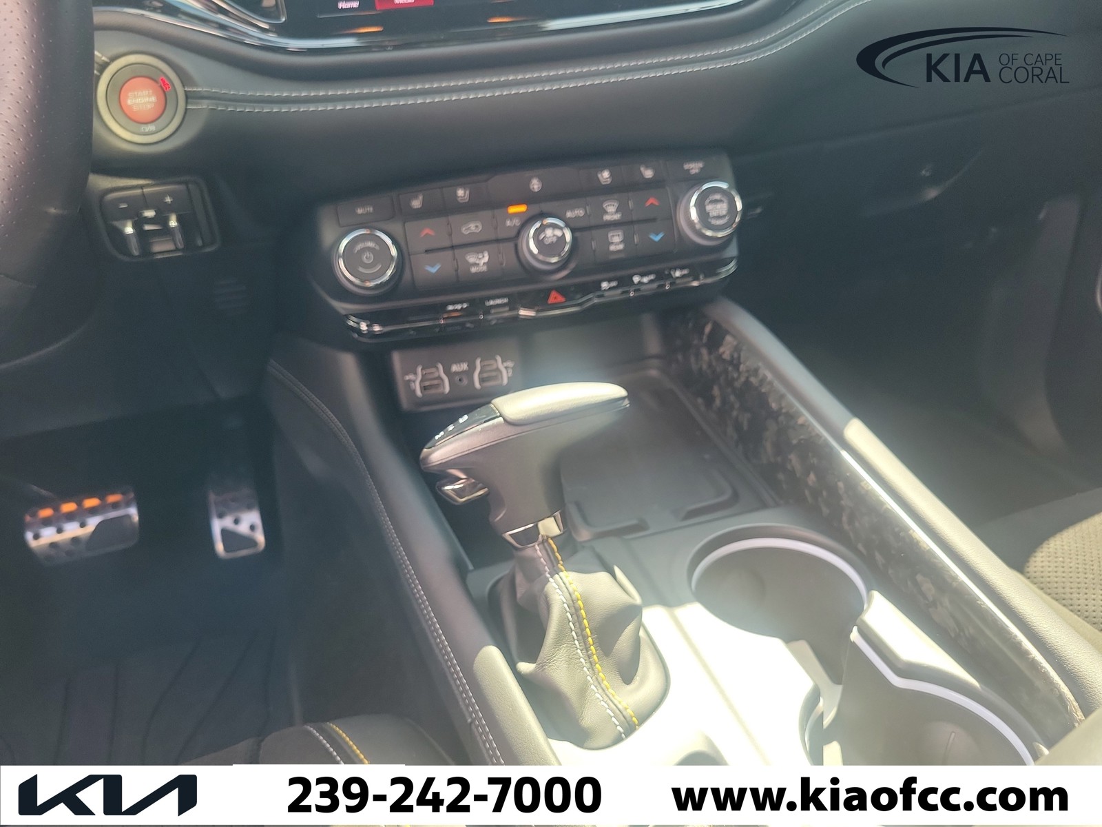 Used 2024 White Knuckle Clearcoat Dodge SRT 392 AlcHEMI image 19