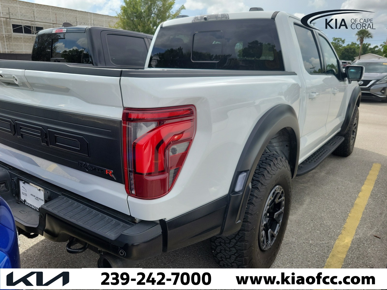 Used 2024 Oxford White Ford Raptor image 10