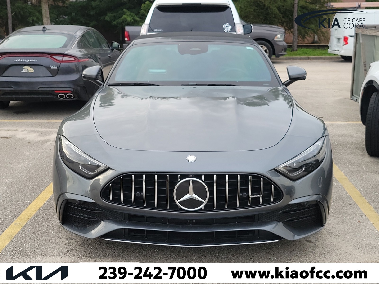 Used 2024 Gray Mercedes-Benz AMG® SL 43 image 3