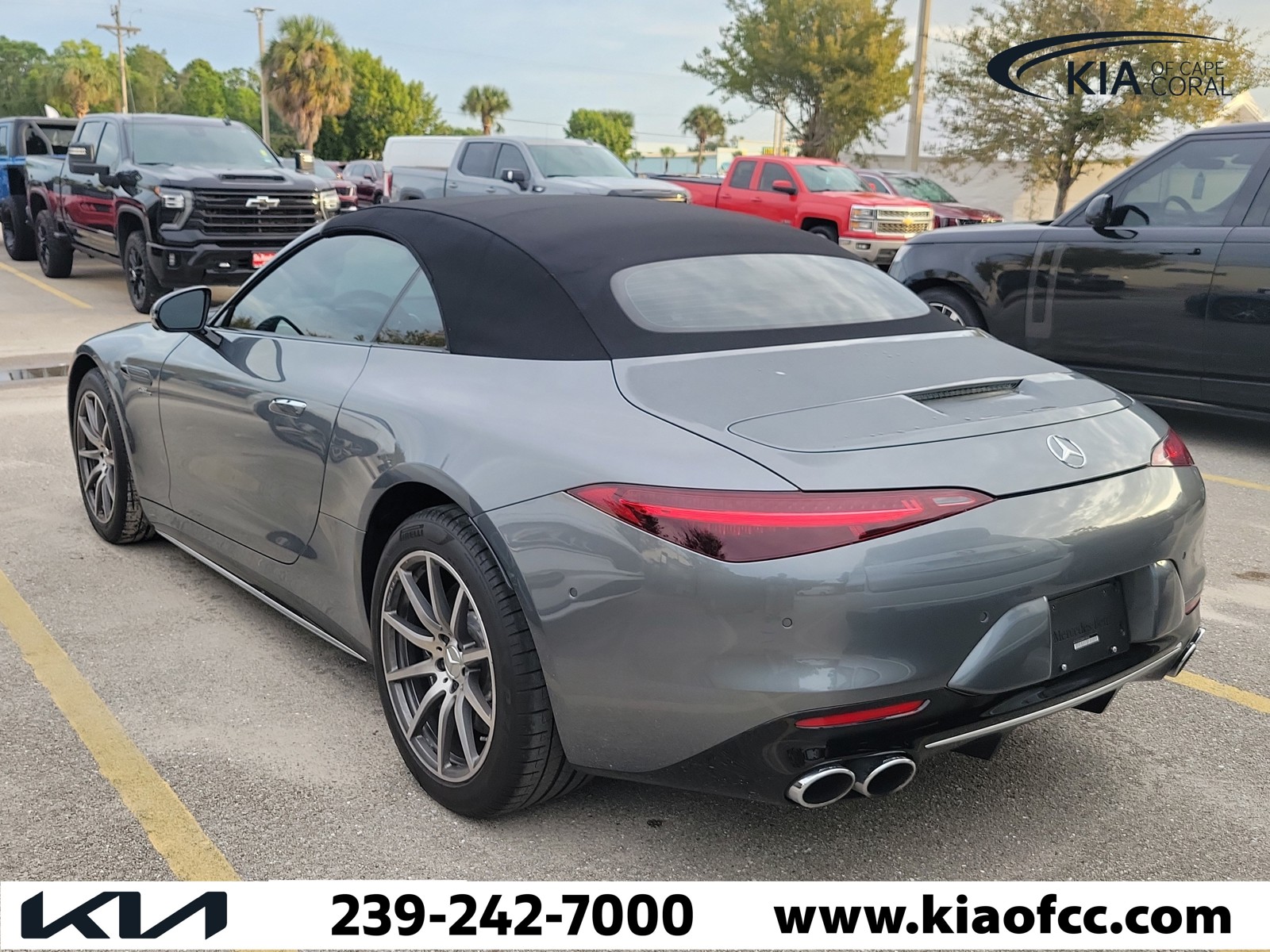 Used 2024 Gray Mercedes-Benz AMG® SL 43 image 5