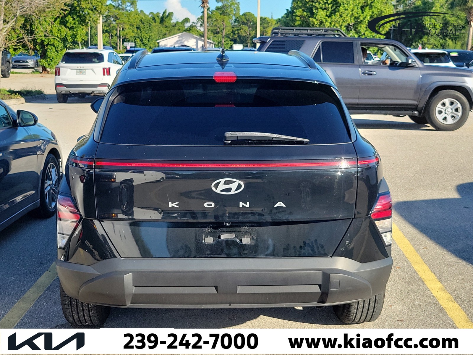 Used 2024 Abyss Black Pearl Hyundai SEL image 5
