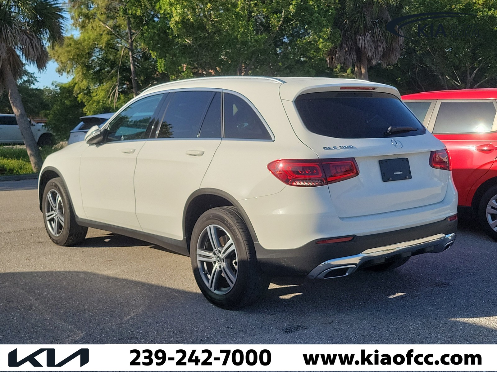 Used 2020  Mercedes-Benz GLC 300 image 4