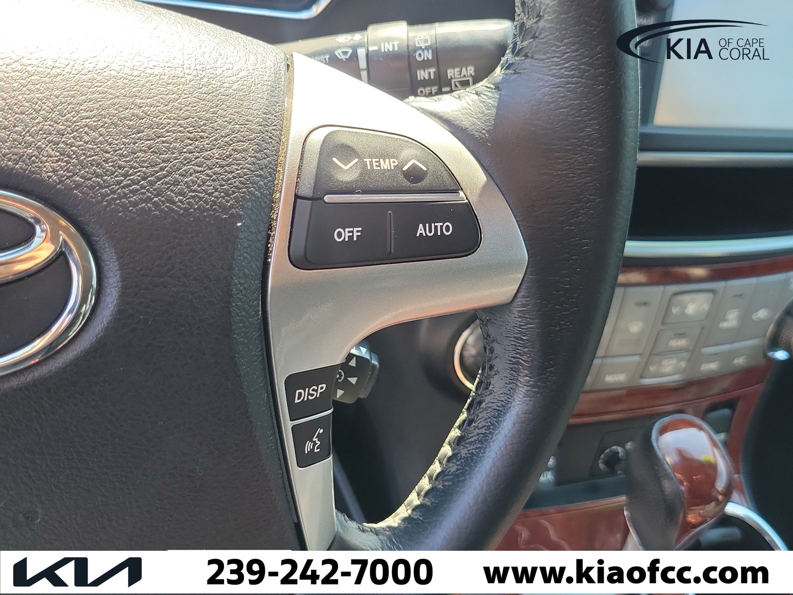 Used 2013 Sizzling Crimson Mica Toyota Limited image 28