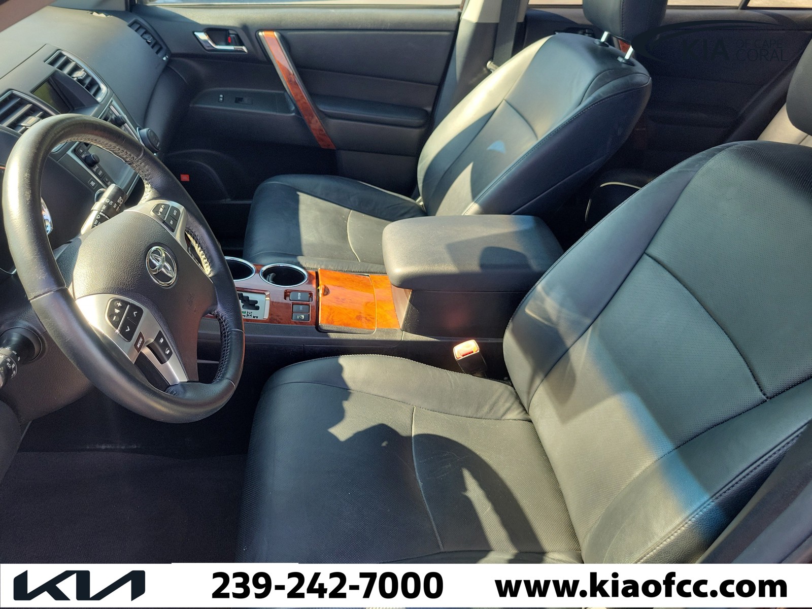 Used 2013 Sizzling Crimson Mica Toyota Limited image 22