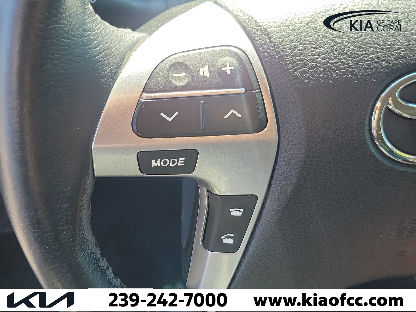 Used 2013 Sizzling Crimson Mica Toyota Limited image 27