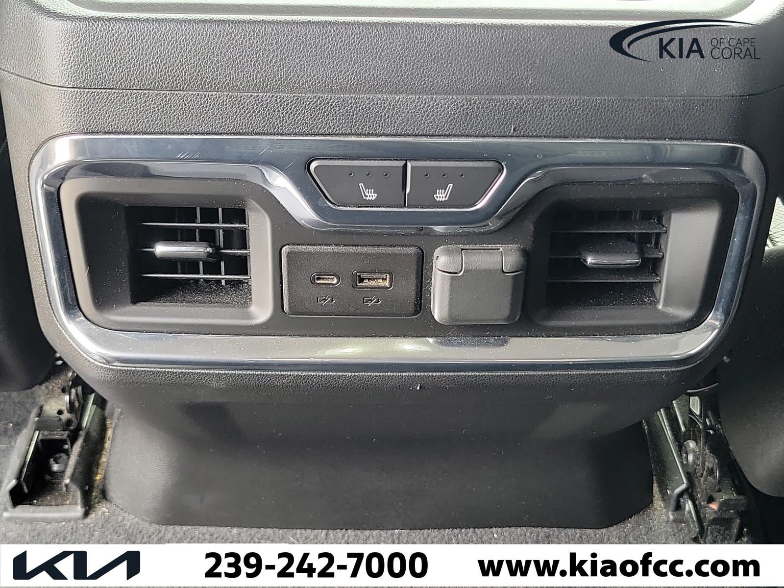Used 2021 Onyx Black GMC Denali image 18