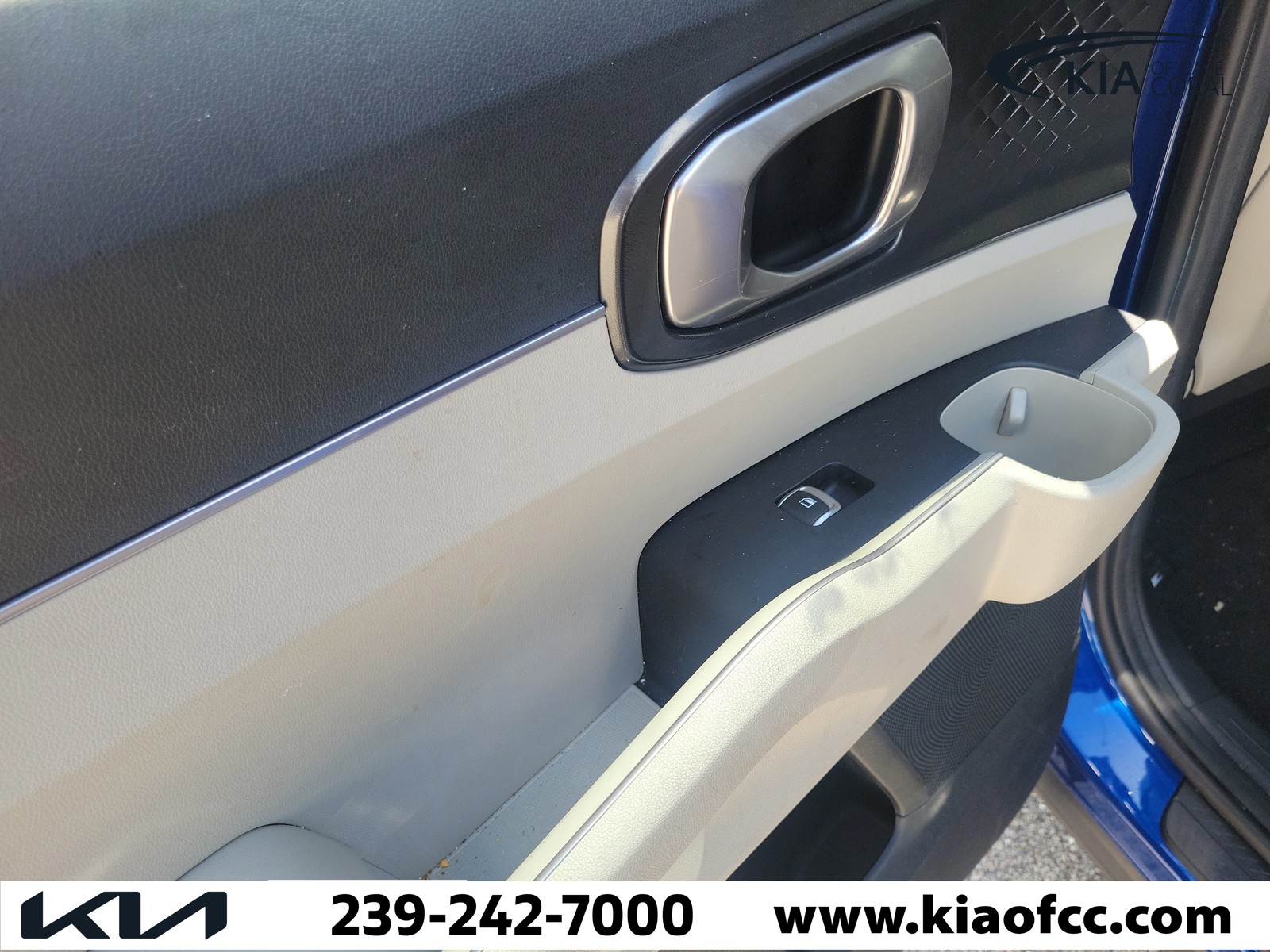 Certified Used 2023 Sapphire Blue Kia S image 13