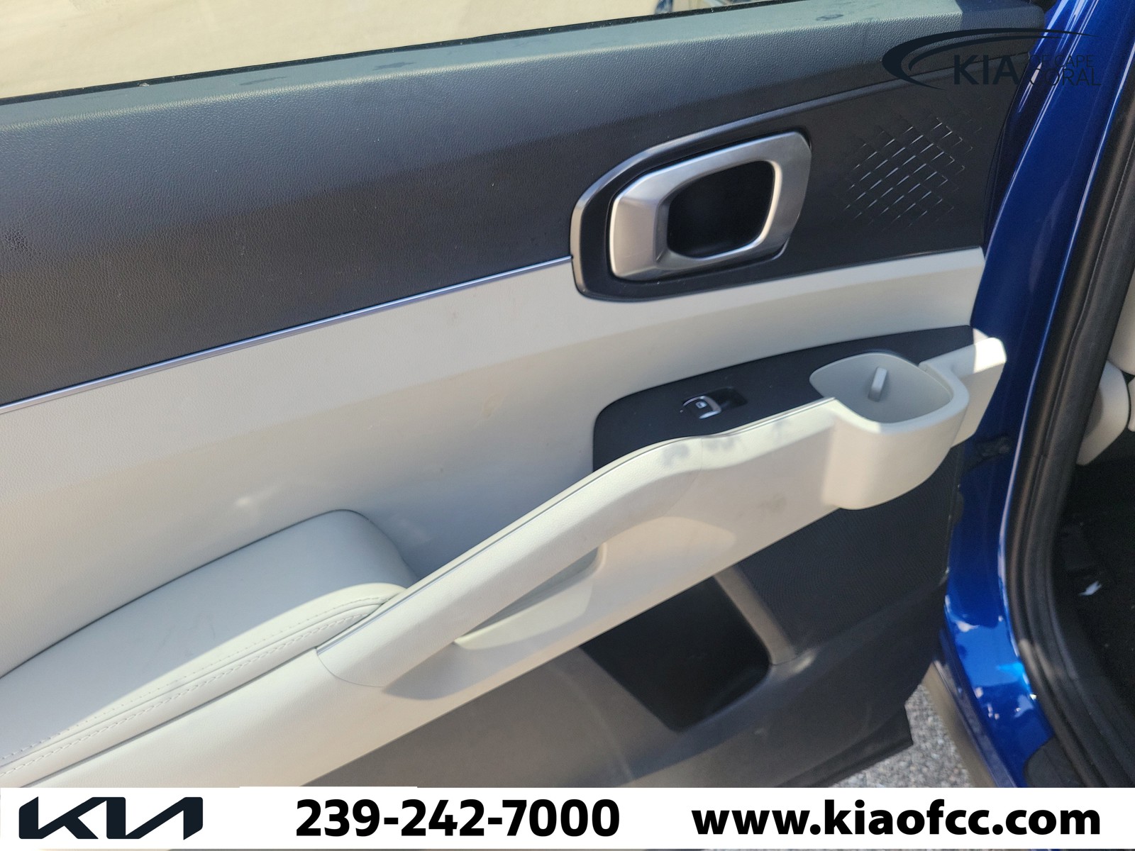 Certified Used 2023 Sapphire Blue Kia S image 12