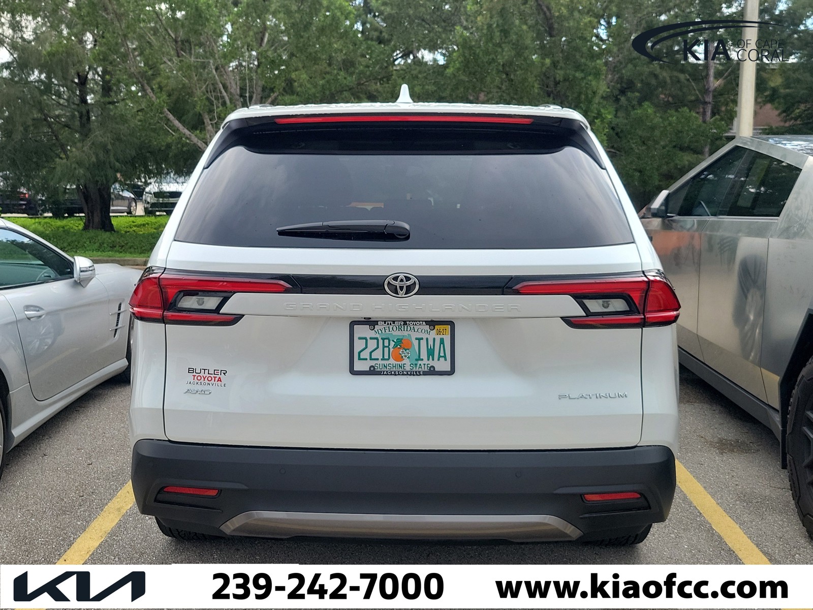 Used 2026 Pearl Toyota Platinum image 4