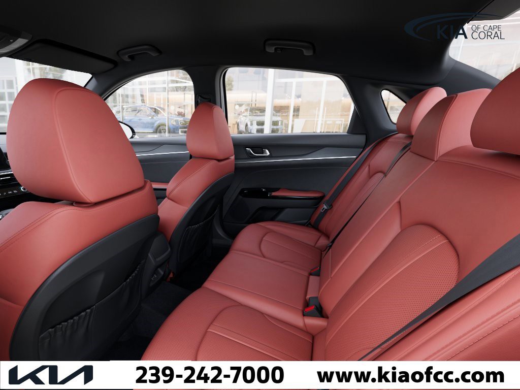 New 2026 Snow White Pearl Kia GT-Line image 18