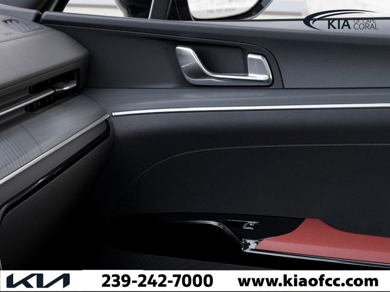 New 2026 Snow White Pearl Kia GT-Line image 25