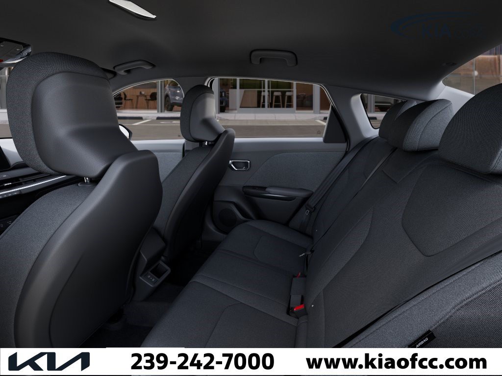 New 2026 Snow White Pearl Kia LXS image 18