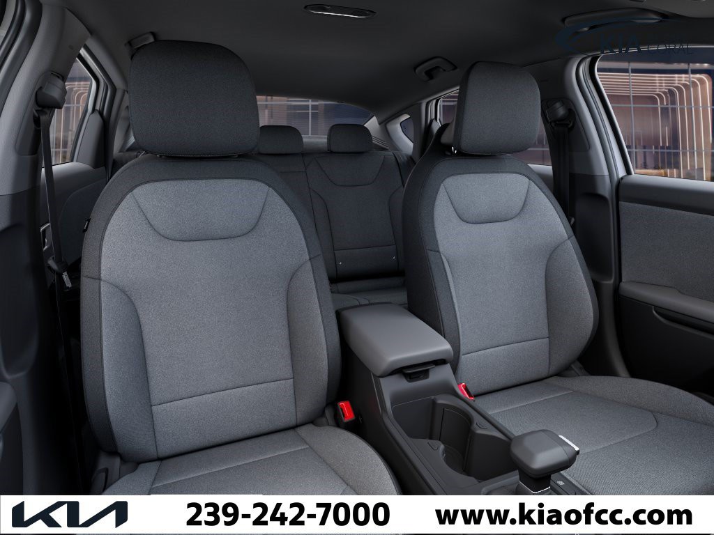 New 2026 Snow White Pearl Kia LXS image 15