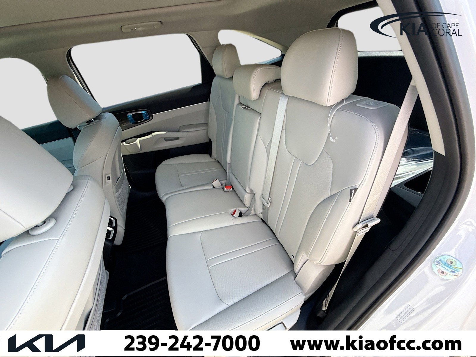 New 2026 Glacial White Pearl Kia S image 20