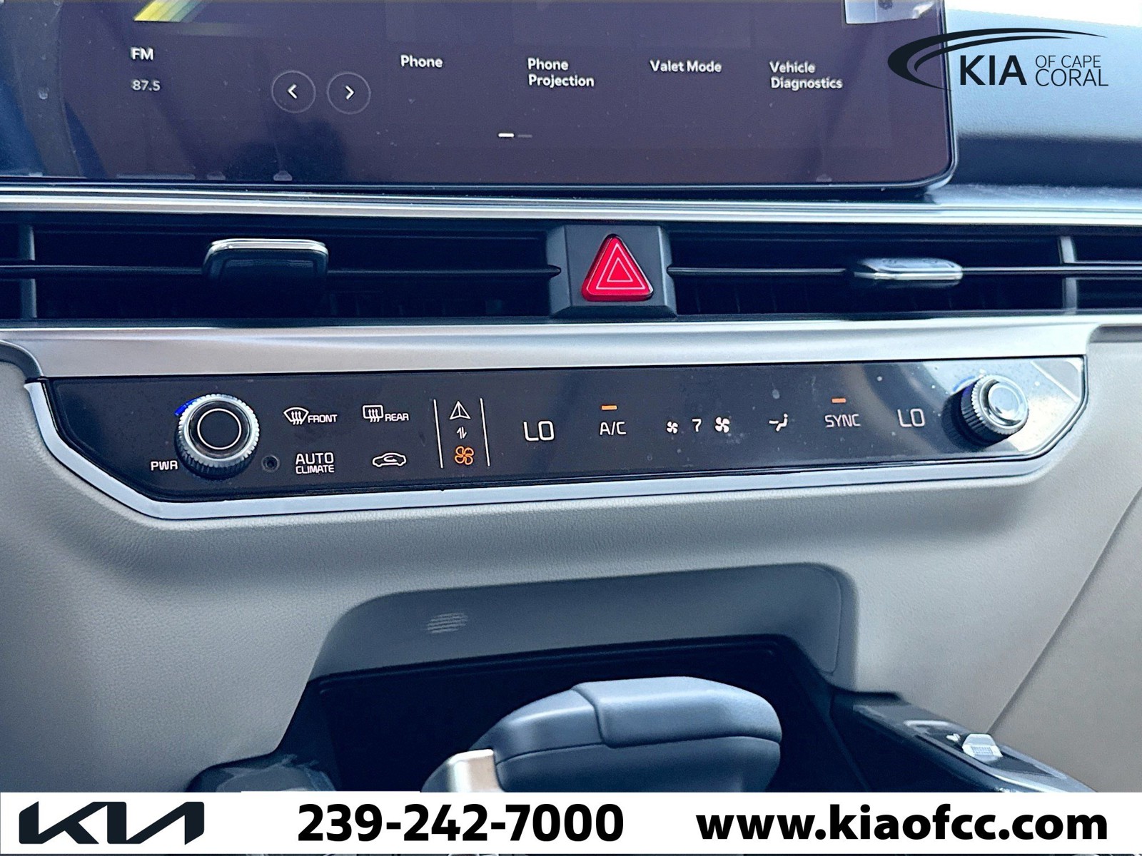 New 2026 Glacial White Pearl Kia S image 28