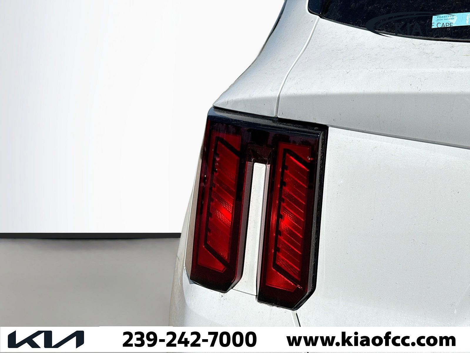 New 2026 Glacial White Pearl Kia S image 9