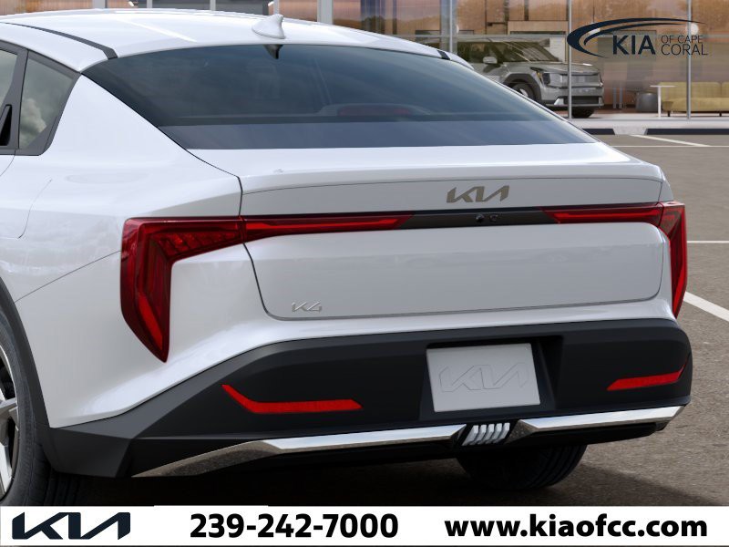 New 2026 Snow White Pearl Kia LXS image 13