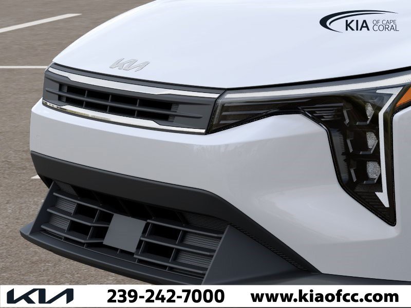 New 2026 Snow White Pearl Kia LXS image 12