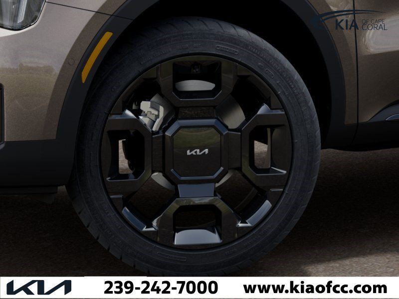 New 2026 Volcanic Sand Kia X-Line SX Prestige image 9