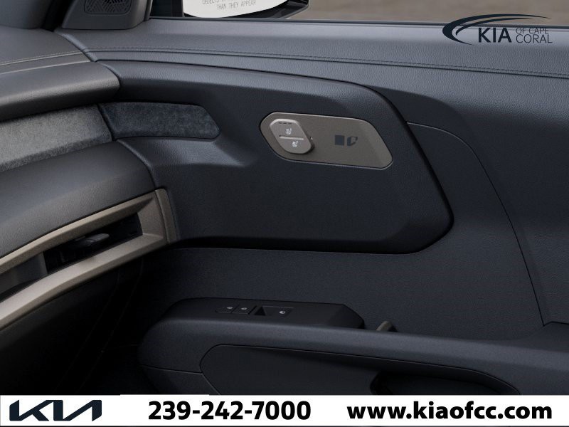 New 2027 Black / Jade Kia EX image 25