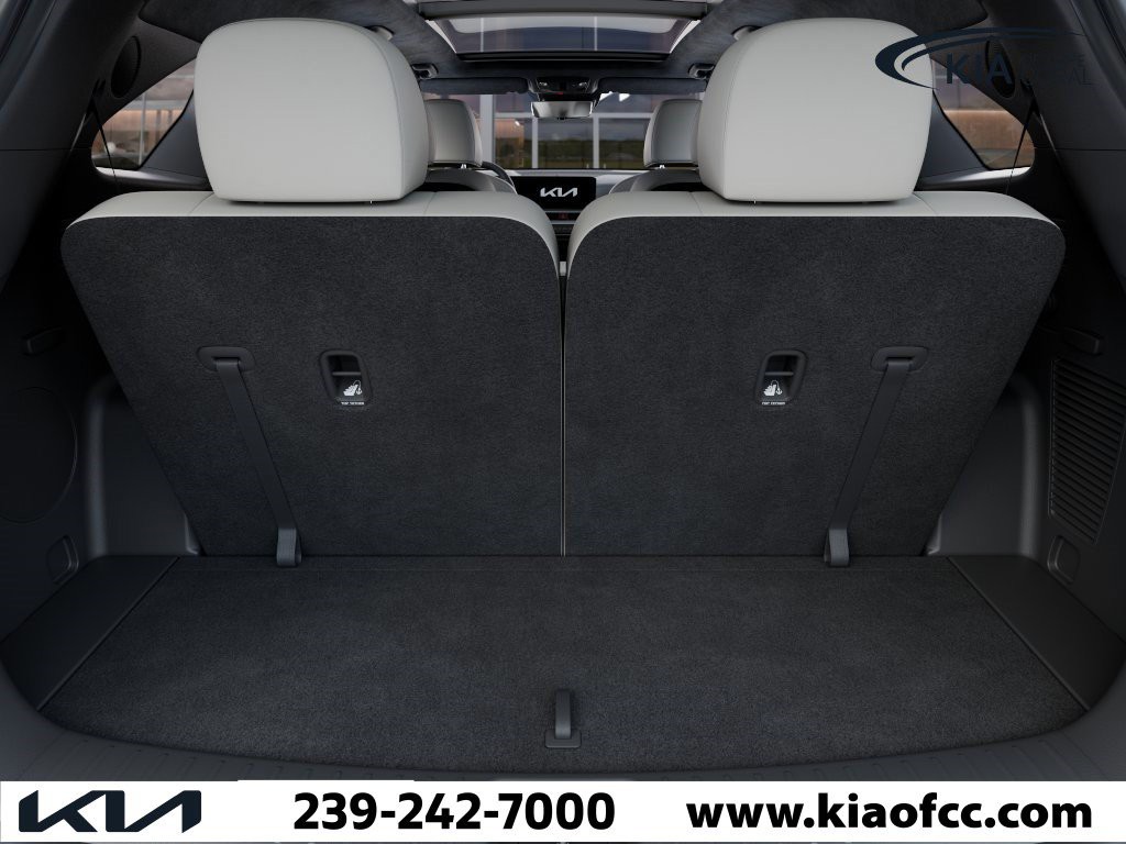 New 2026 Volcanic Sand Kia X-Line SX Prestige image 19