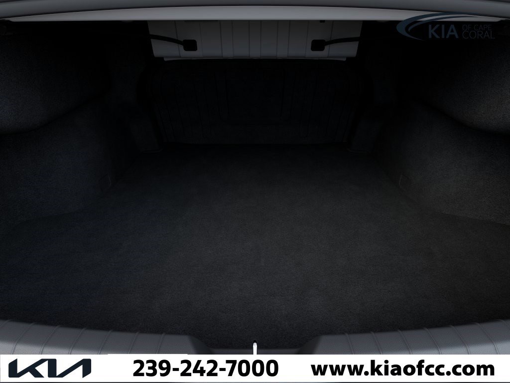 New 2026 Snow White Pearl Kia GT-Line image 19