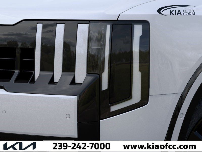 New 2027 Glacial White Pearl Kia SX image 10