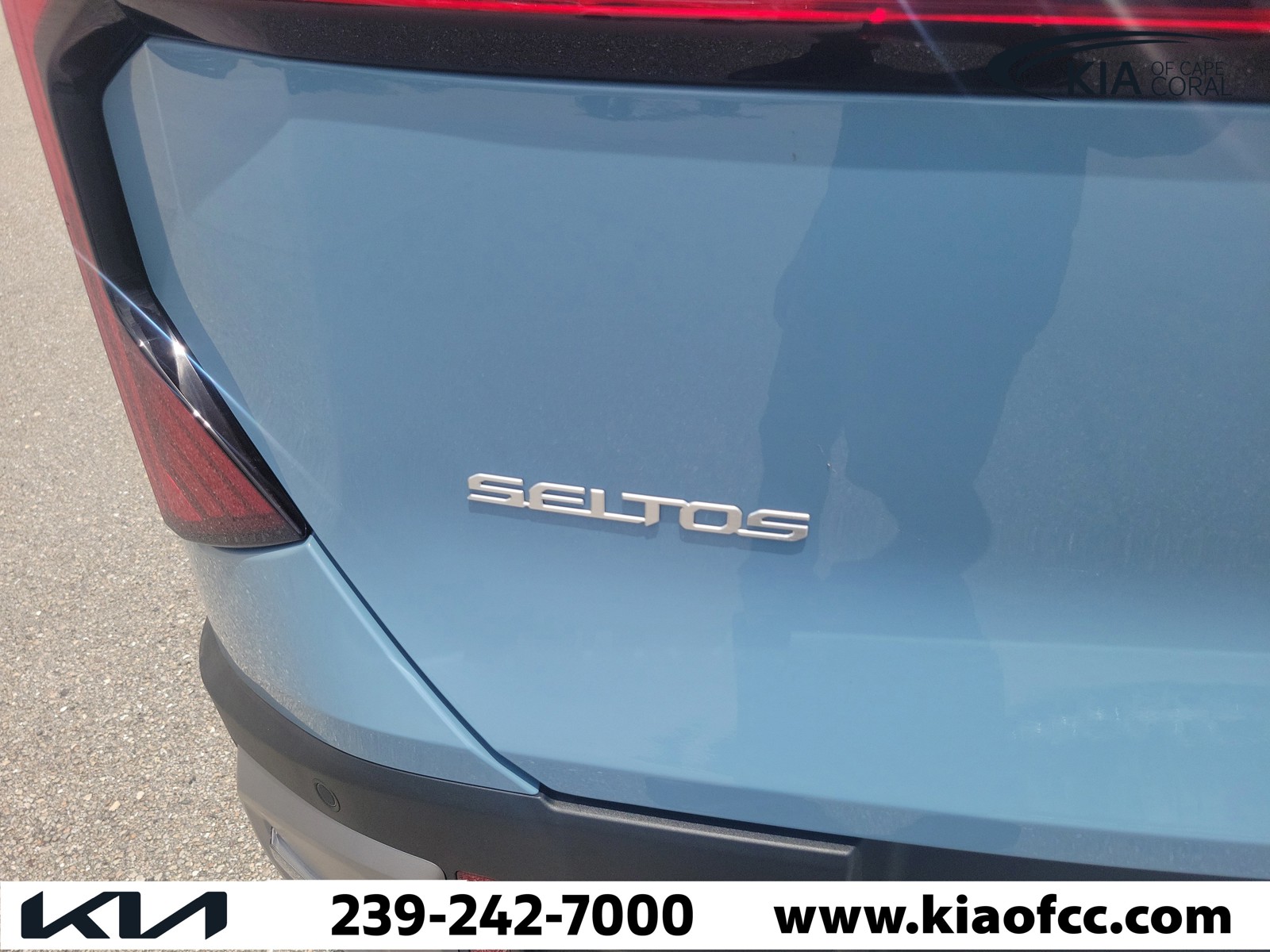 New 2027 Frost Blue Kia S image 11