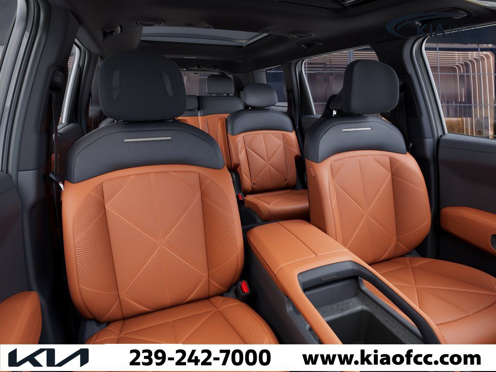 New 2027 Glacial White Pearl Kia SX image 15