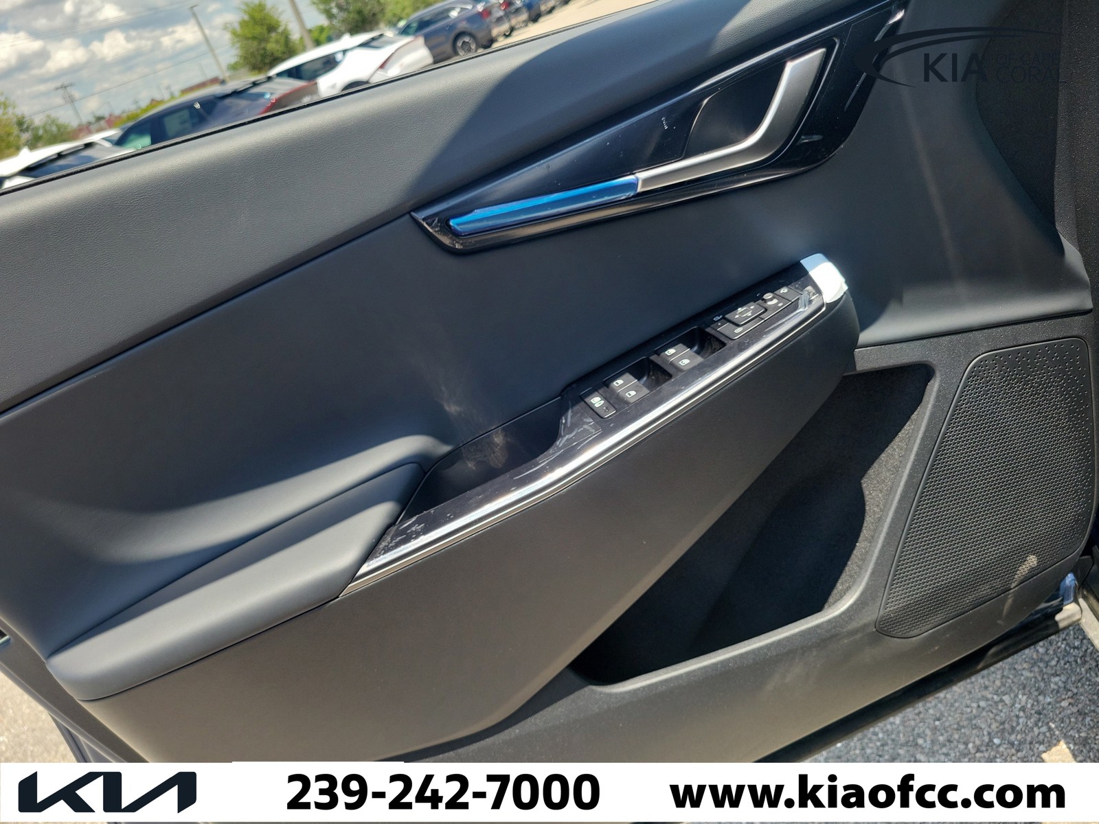 New 2026 Midnight Lake Blue Kia Light Long Range image 23