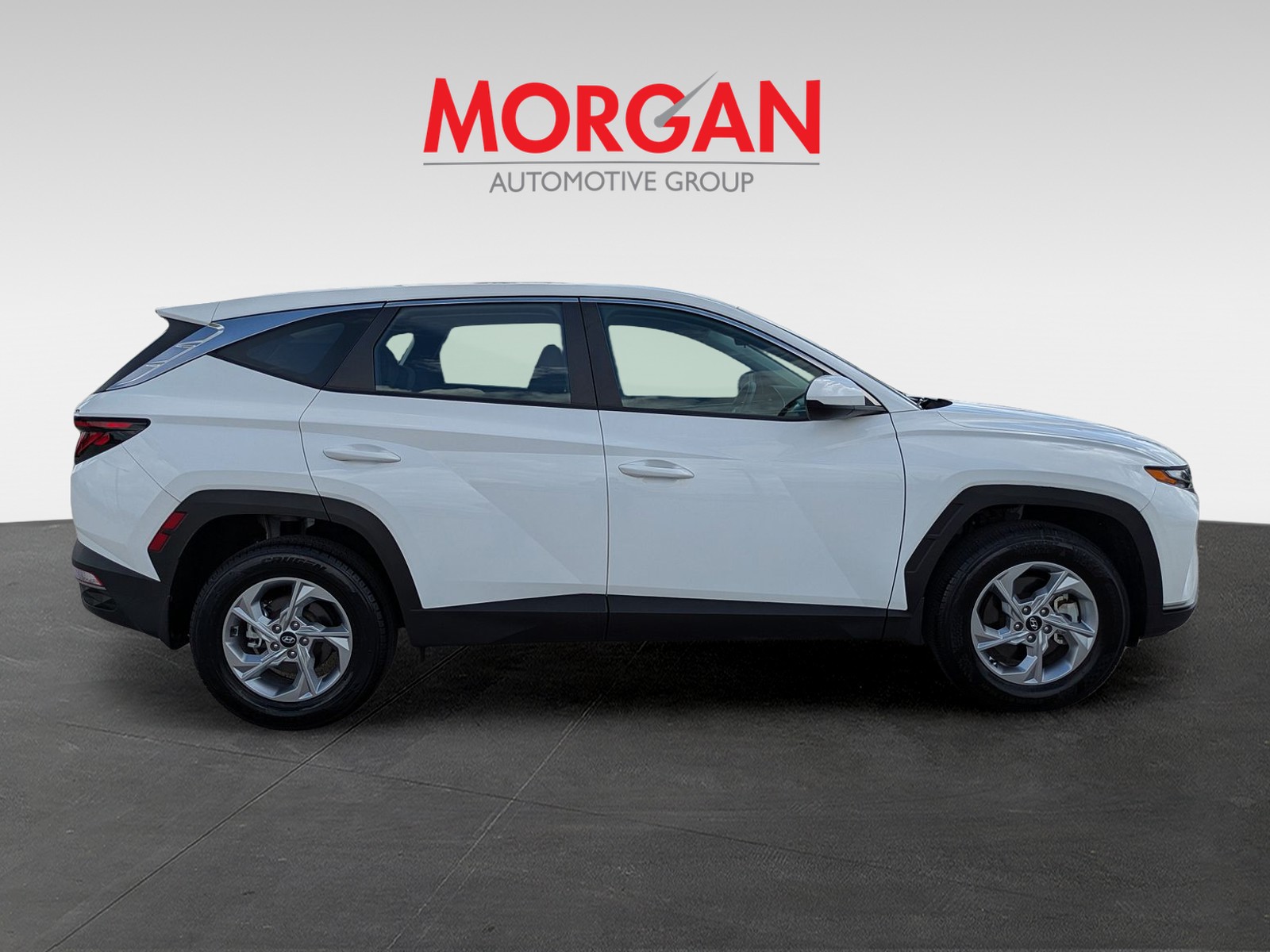 Used 2023 Serenity White Pearl Hyundai SE image 3
